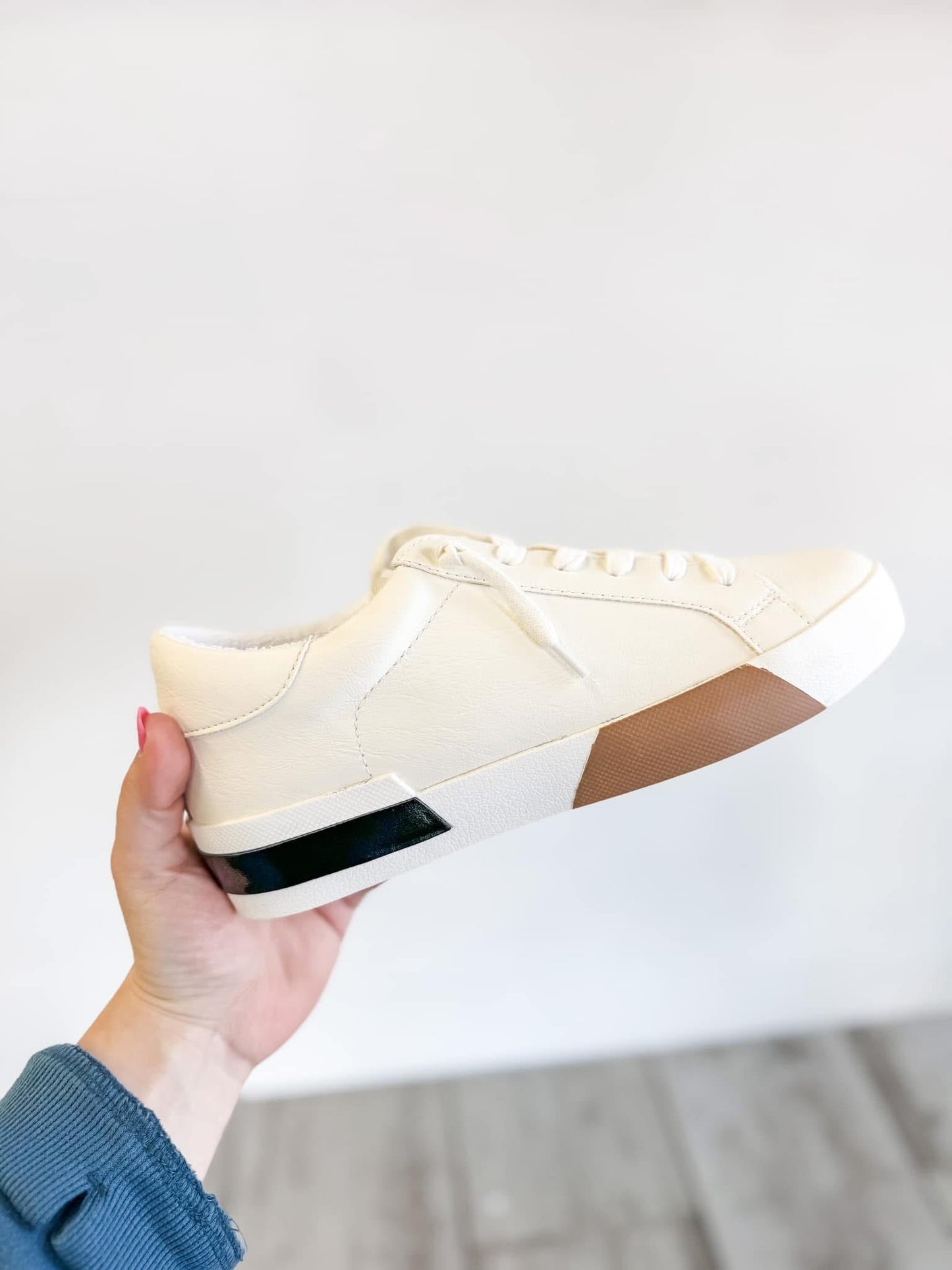 Zion Sneakers
