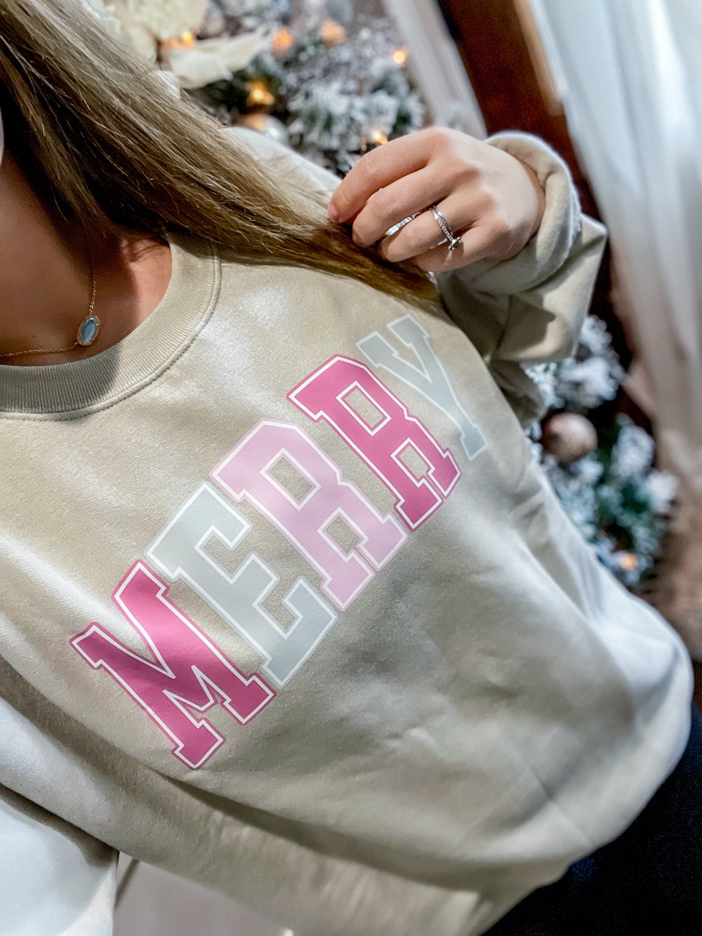 Merry Tee/Sweatshirt