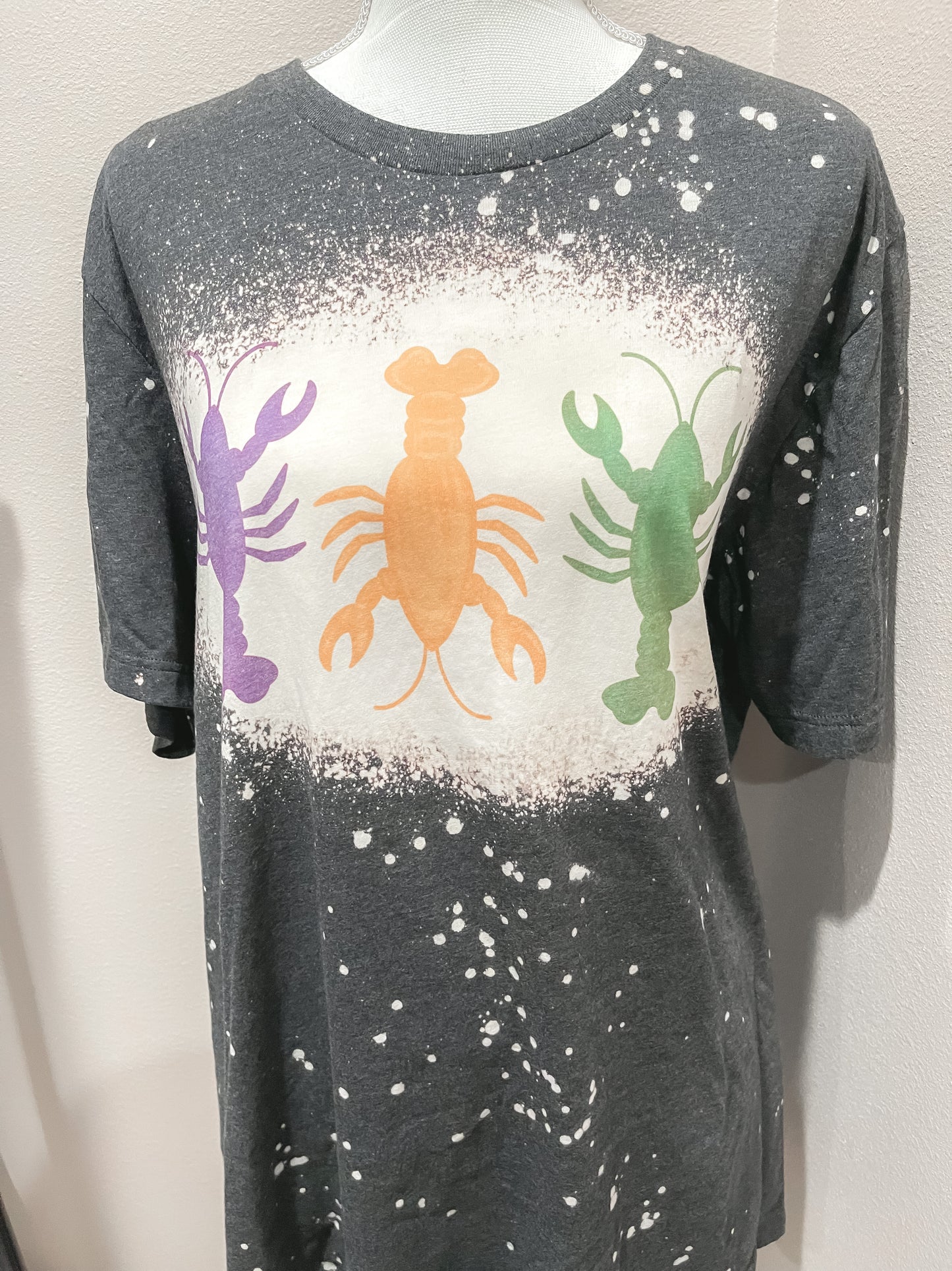 Mardi Gras Crawfish Trio Tee/Sweatshirt