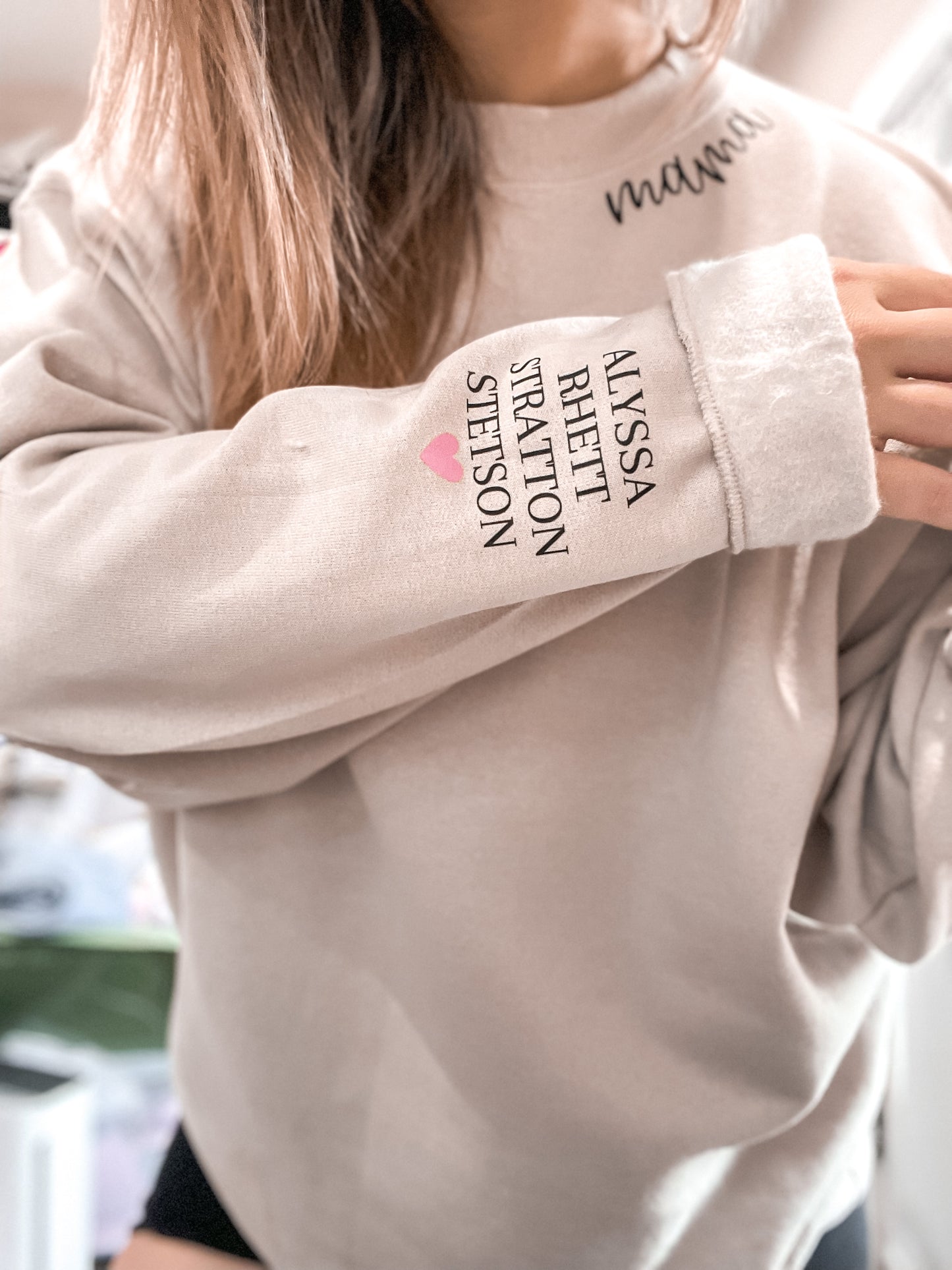 Mama - Personalized Sleeve Sweatshirt