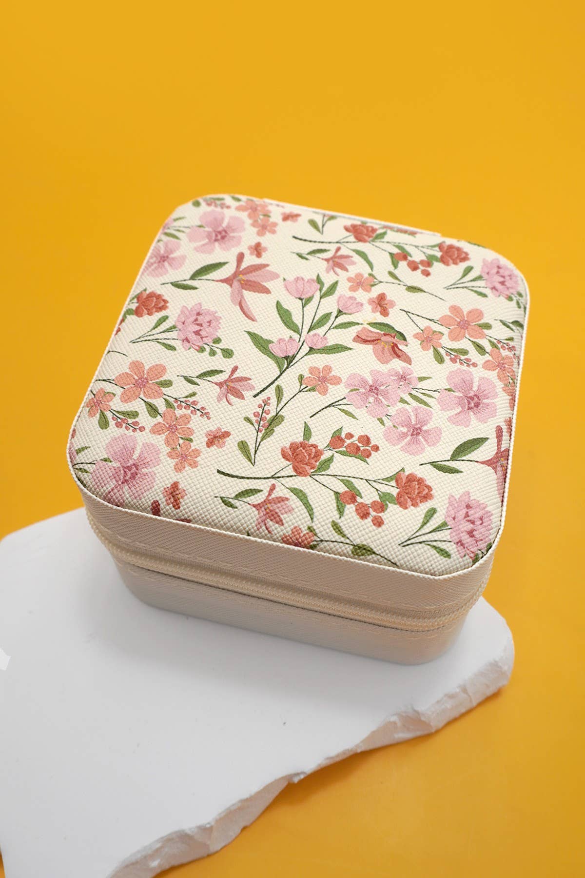 DESIGNED JEWELRY ORGANIZER TRAVEL BOX CASE