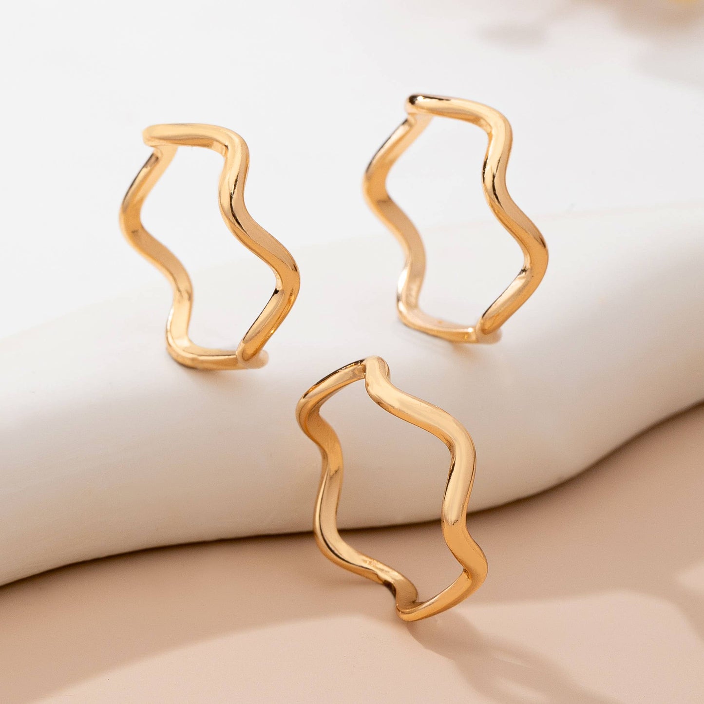 Organic Wavy Knot Gold Ring