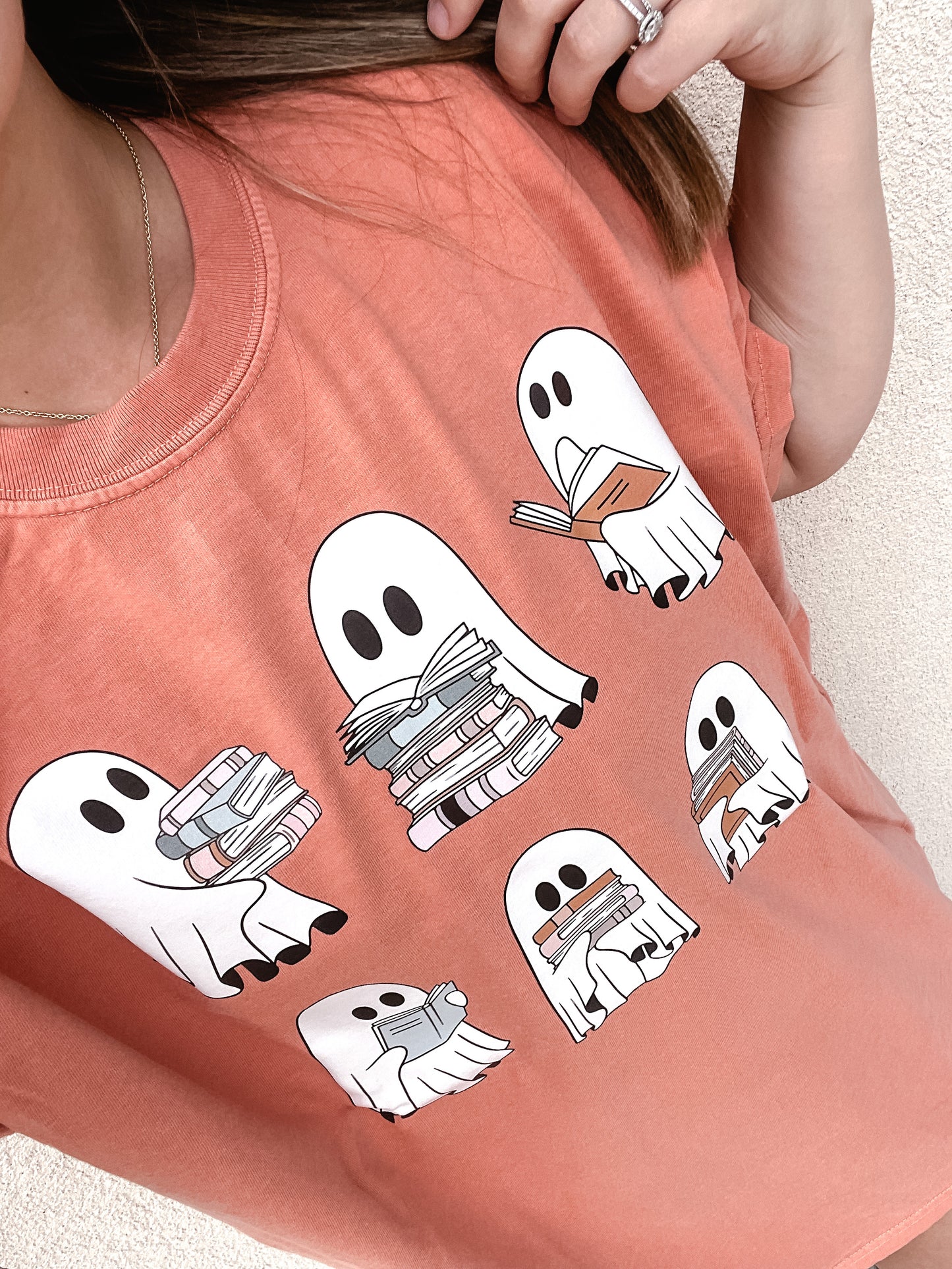 Bookish Ghost Tee/Sweatshirt