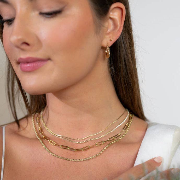 The Clara Chain (Essentials Collection)