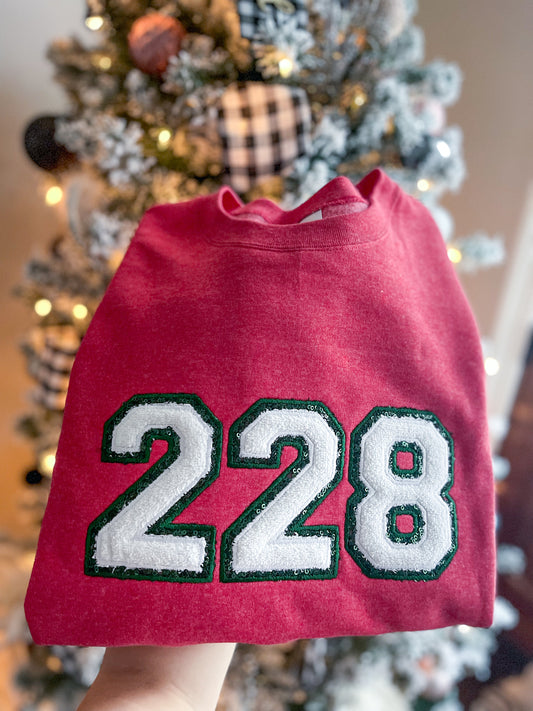 228 Appliqué Christmas Sweatshirt