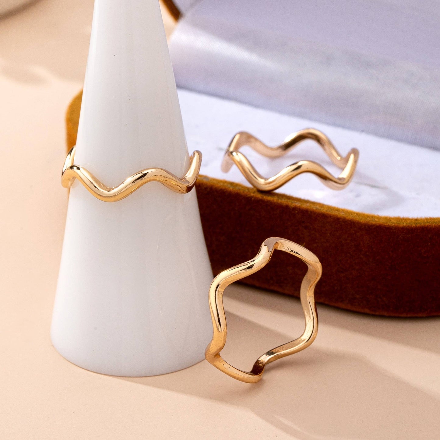 Organic Wavy Knot Gold Ring