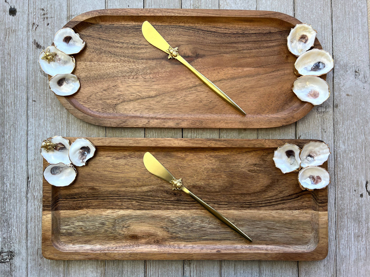 Wood tray with oysters