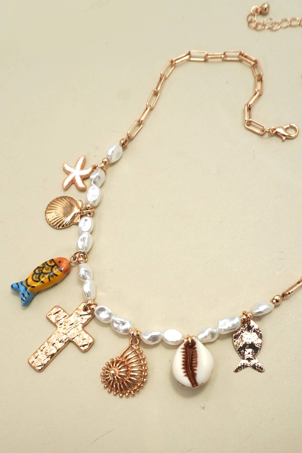 CHARM NECKLACE-PORCELAIN FISH CROSS PEARL